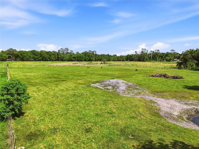 39000 SPARKMAN ROAD, Dade City, FL 33525