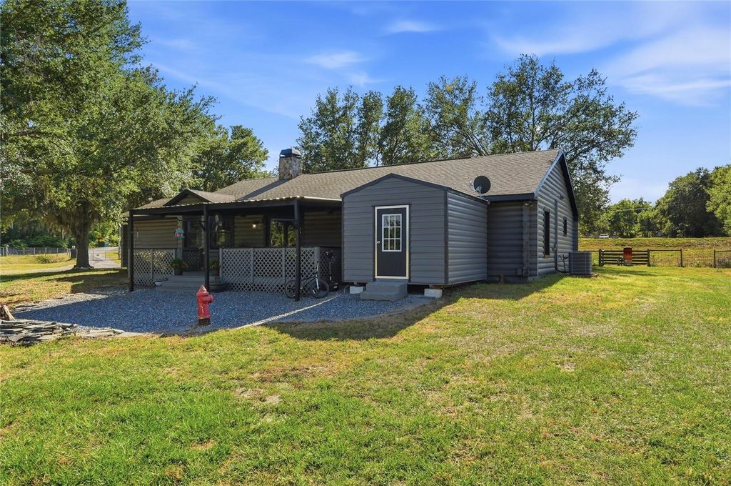 Image 35 of property listing at 39000 SPARKMAN ROAD, Dade City, FL 33525
