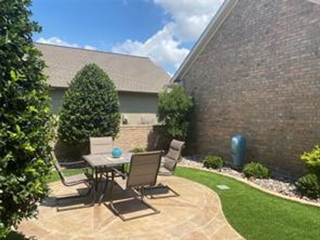 9921 Crestview Drive, Denton, TX 76207