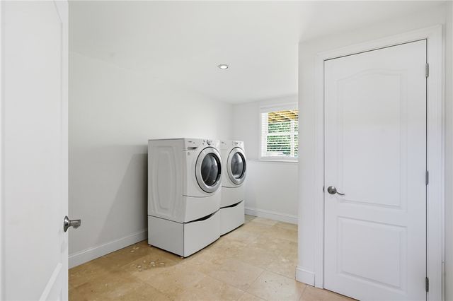 1566 Victory Highway, North Smithfield, RI 02896