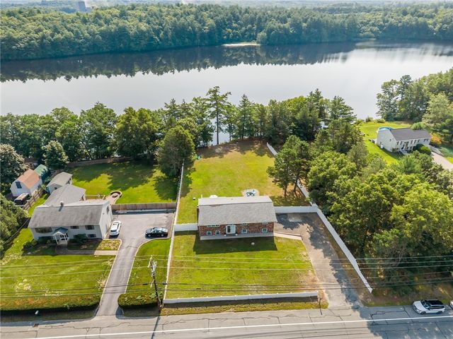 1566 Victory Highway, North Smithfield, RI 02896