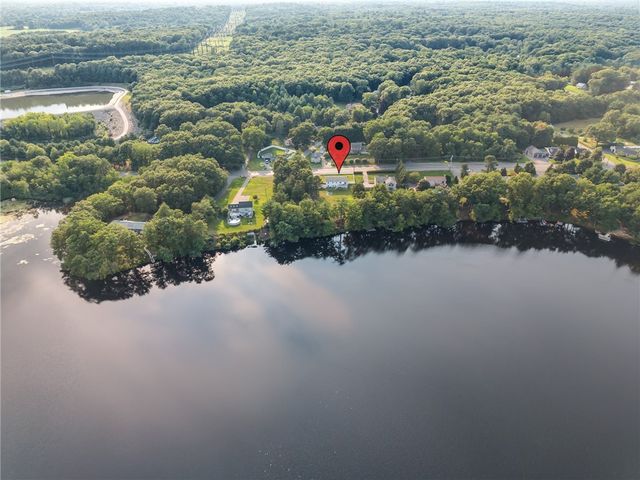 1566 Victory Highway, North Smithfield, RI 02896