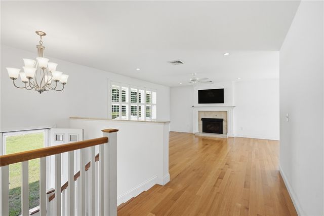 1566 Victory Highway, North Smithfield, RI 02896