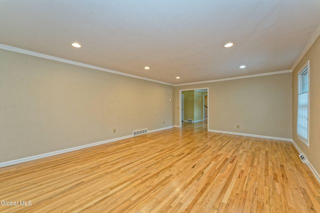 10 Birch Hill Road, Albany, NY 12211