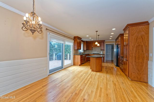 10 Birch Hill Road, Albany, NY 12211