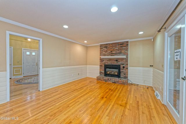 10 Birch Hill Road, Albany, NY 12211