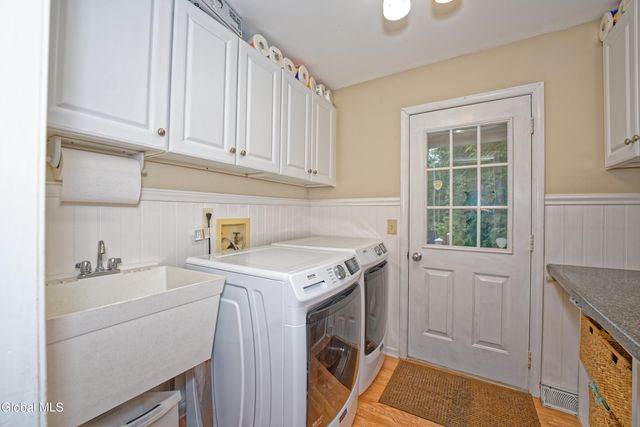 10 Birch Hill Road, Albany, NY 12211