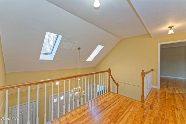 10 Birch Hill Road, Albany, NY 12211