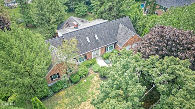 10 Birch Hill Road, Albany, NY 12211