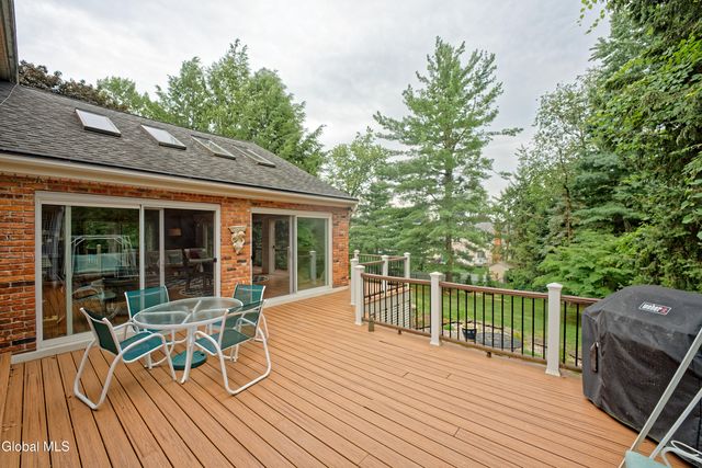 10 Birch Hill Road, Albany, NY 12211