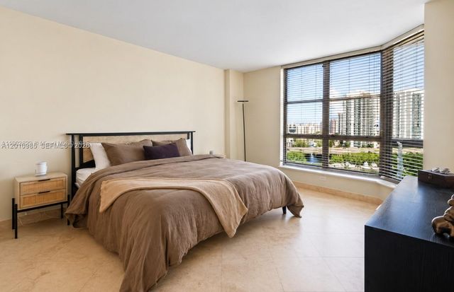 3600 Mystic Pointe Dr 1209, Aventura, FL 33180