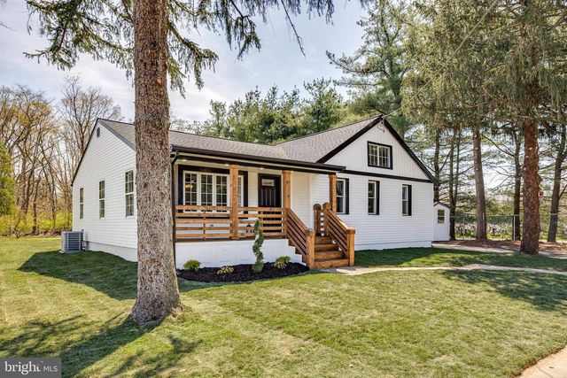 512 2ND ST, Hainesport, NJ 08036