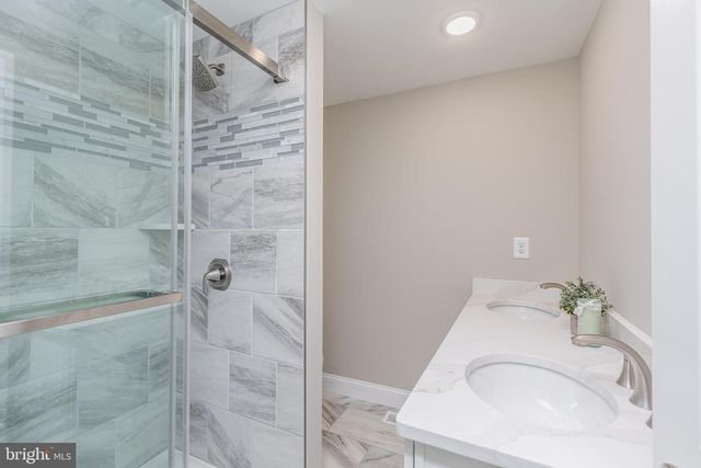 512 2ND ST, Hainesport, NJ 08036