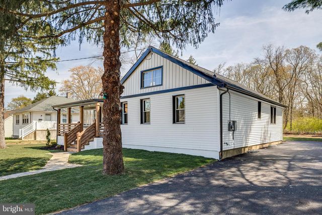 512 2ND ST, Hainesport, NJ 08036