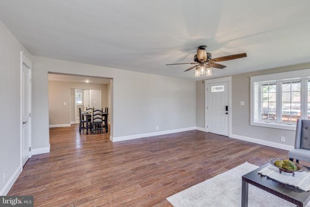 512 2ND ST, Hainesport, NJ 08036
