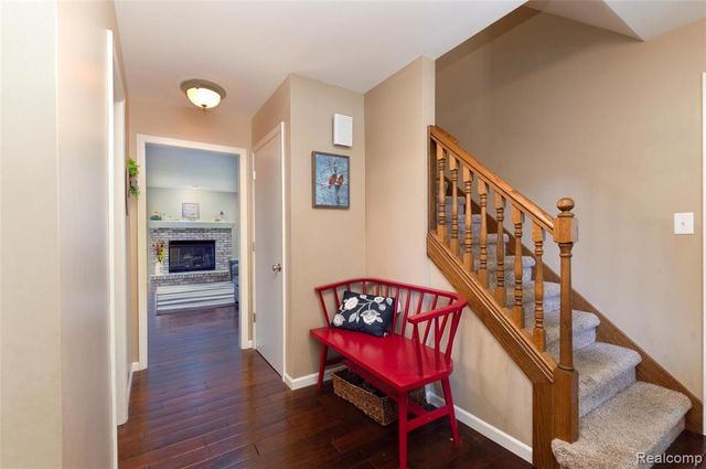 4615 Blossom Circle, Midland, MI 48642