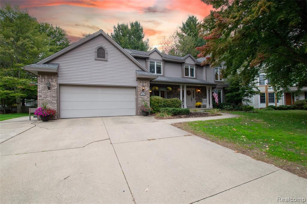 4615 Blossom Circle, Midland, MI 48642