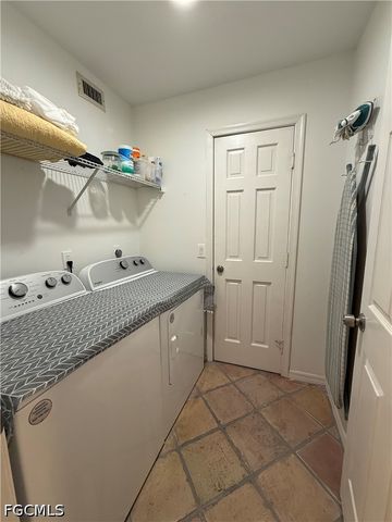 15009 Cloverdale DR, Fort Myers, FL 33919