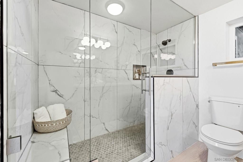 Image 21 of property listing at 6096 Crawford, San Diego, CA 92120