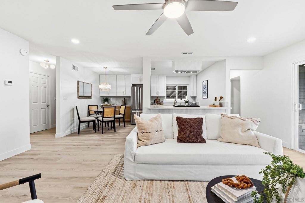 Image 7 of property listing at 6096 Crawford, San Diego, CA 92120