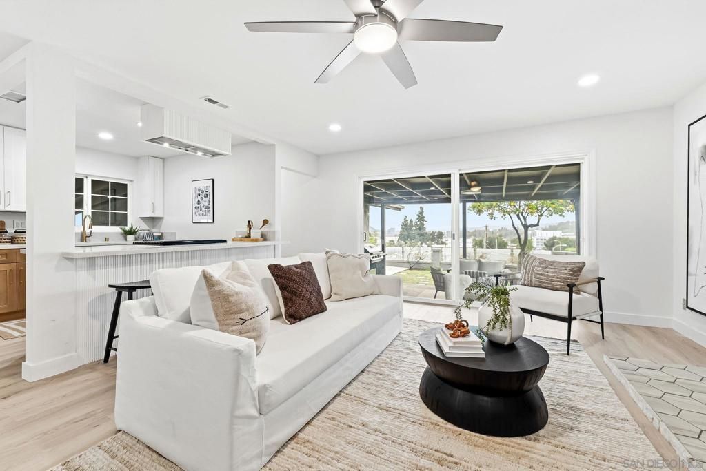 Image 9 of property listing at 6096 Crawford, San Diego, CA 92120