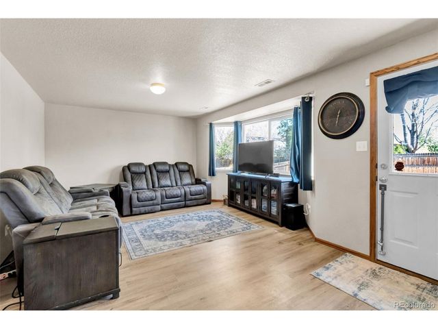 6289 Taft St, Frederick, CO 80530