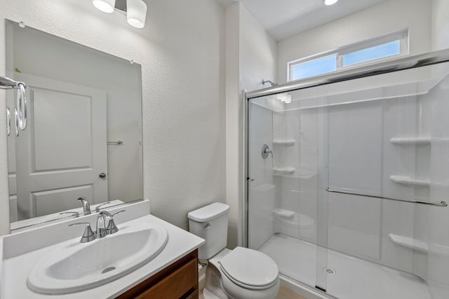 2386 Satin Leaf Ct, Lodi, CA 95242