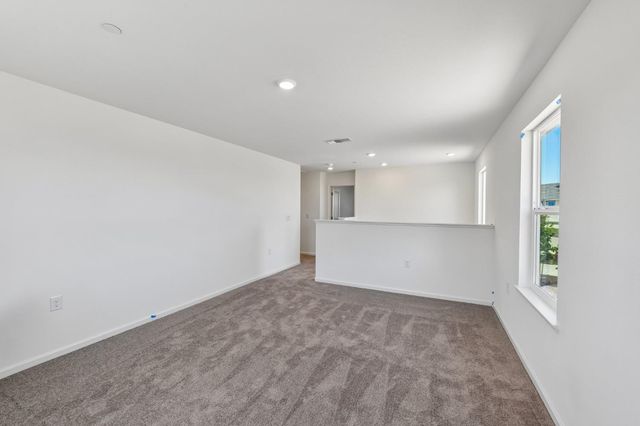 2386 Satin Leaf Ct, Lodi, CA 95242