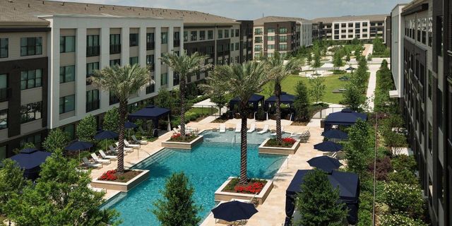 7100 Old Katy Road 1204, Houston, TX 77024