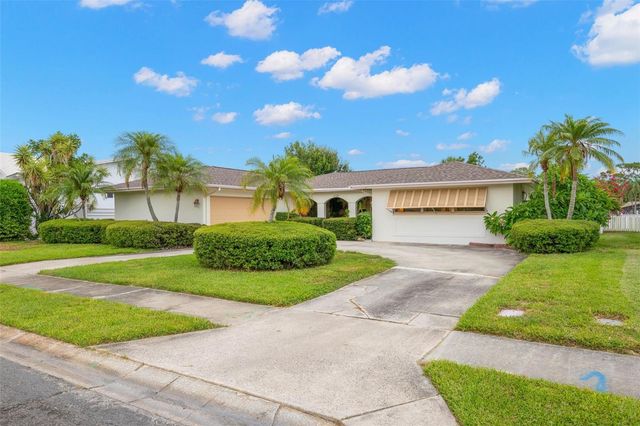 6729 TEQUESTA DRIVE, Seminole, FL 33777