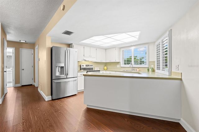 6729 TEQUESTA DRIVE, Seminole, FL 33777