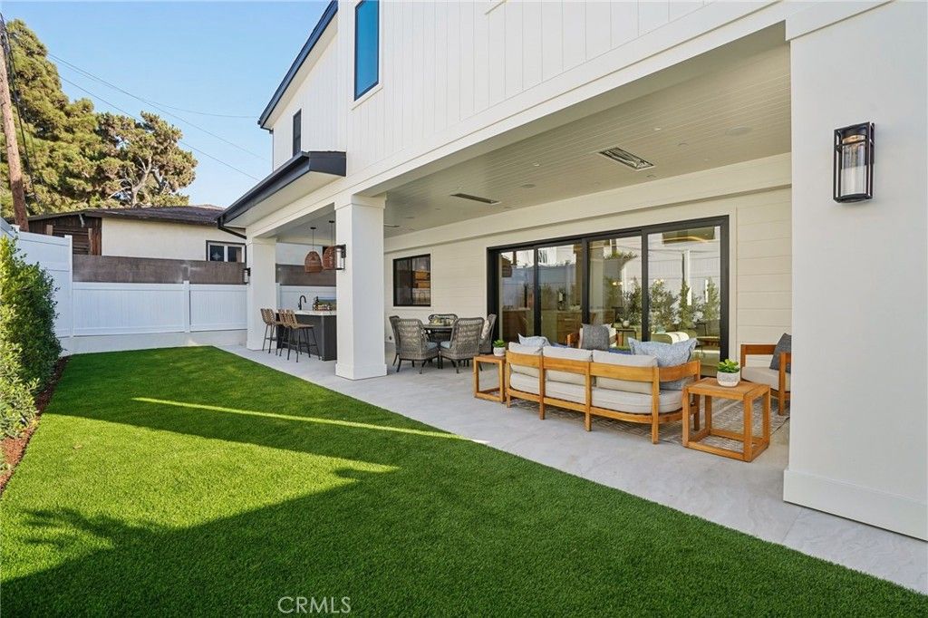 1731 11th Street, Manhattan Beach, CA 90266 — photo 5