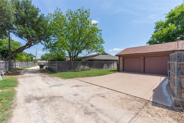 40 Carriage Road, Abilene, TX 79605