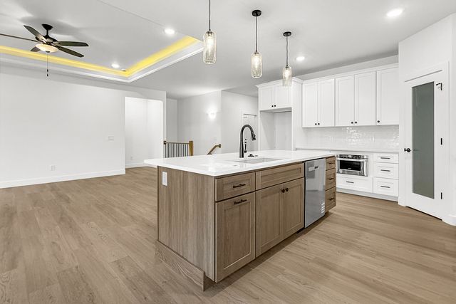 606 KEVIN Road, Blue Grass, IA 52726