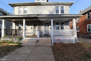 421 BRIDGEBORO ST, Riverside, NJ 08075