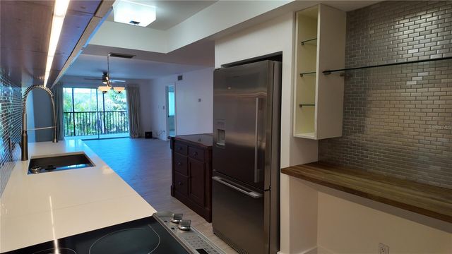 3700 S OSPREY AVENUE 205, Sarasota, FL 34239