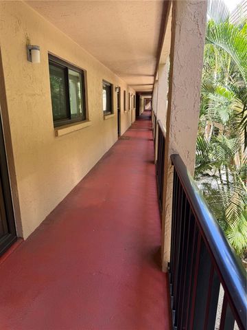 3700 S OSPREY AVENUE 205, Sarasota, FL 34239