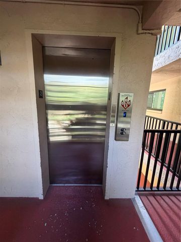 3700 S OSPREY AVENUE 205, Sarasota, FL 34239