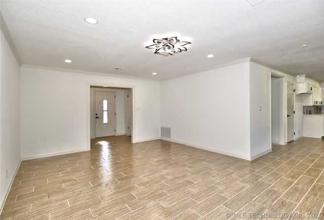 643 S Maywood Street, Claremore, OK 74017