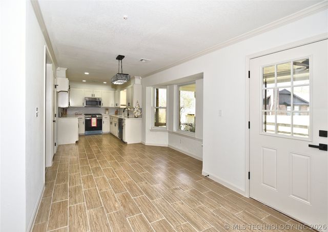 643 S Maywood Street, Claremore, OK 74017