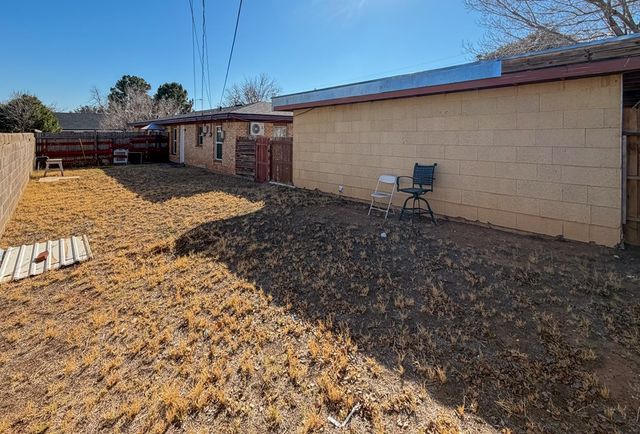 1104 N Carrizo St, Midland, TX 79701