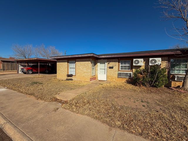 1104 N Carrizo St, Midland, TX 79701