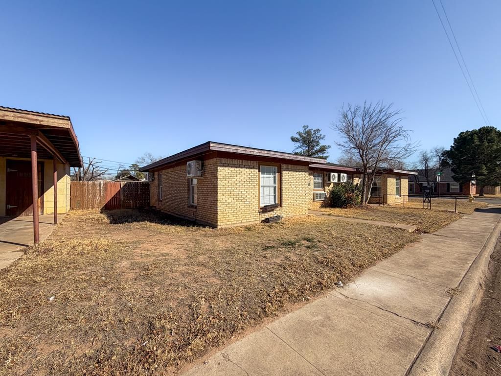 1104 N Carrizo St, Midland, TX 79701