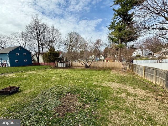 988 BAXTER AVE, Bensalem, PA 19020