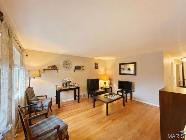 4100 Potomac Street, St Louis, MO 63116