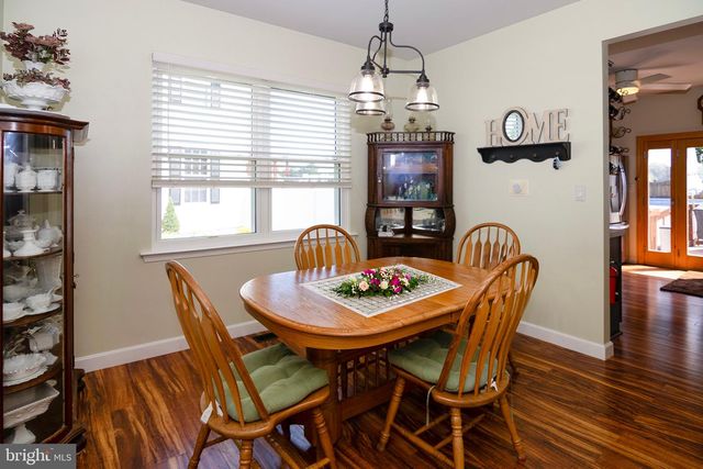 53 CLYDESDALE DR, Burlington, NJ 08016