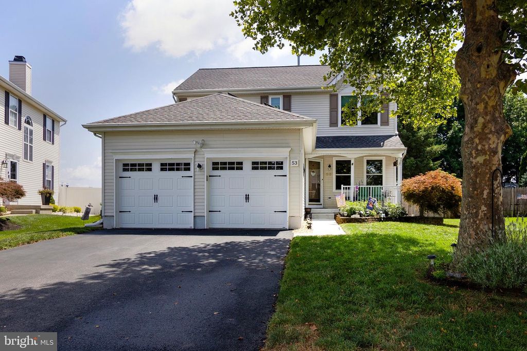 53 CLYDESDALE DR, Burlington, NJ 08016