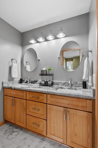1126 Hudson Trail, Lino Lakes, MN 55038