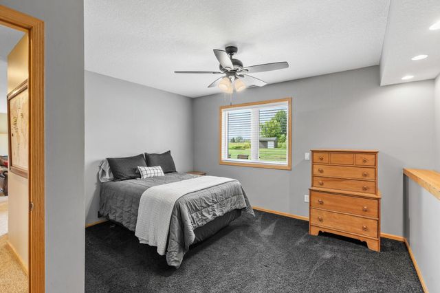 1126 Hudson Trail, Lino Lakes, MN 55038