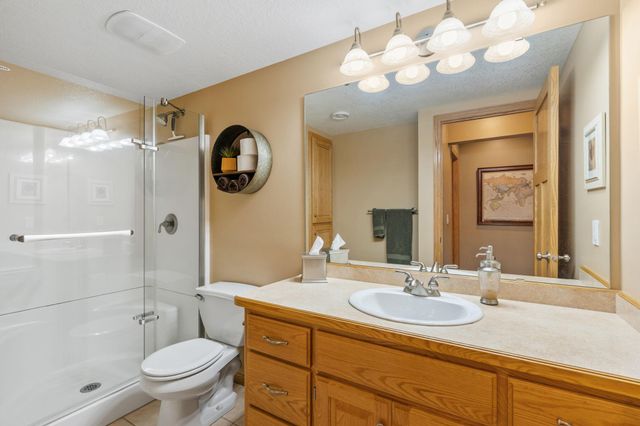1126 Hudson Trail, Lino Lakes, MN 55038